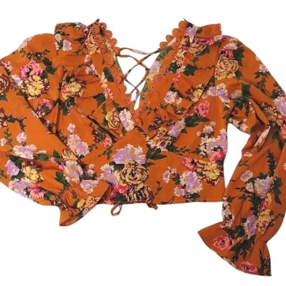 Milk & Honey Rustic Floral Lace Up Ruffled Long Sleeve Crop Blouse Large NWOT - Picture 2 of 15